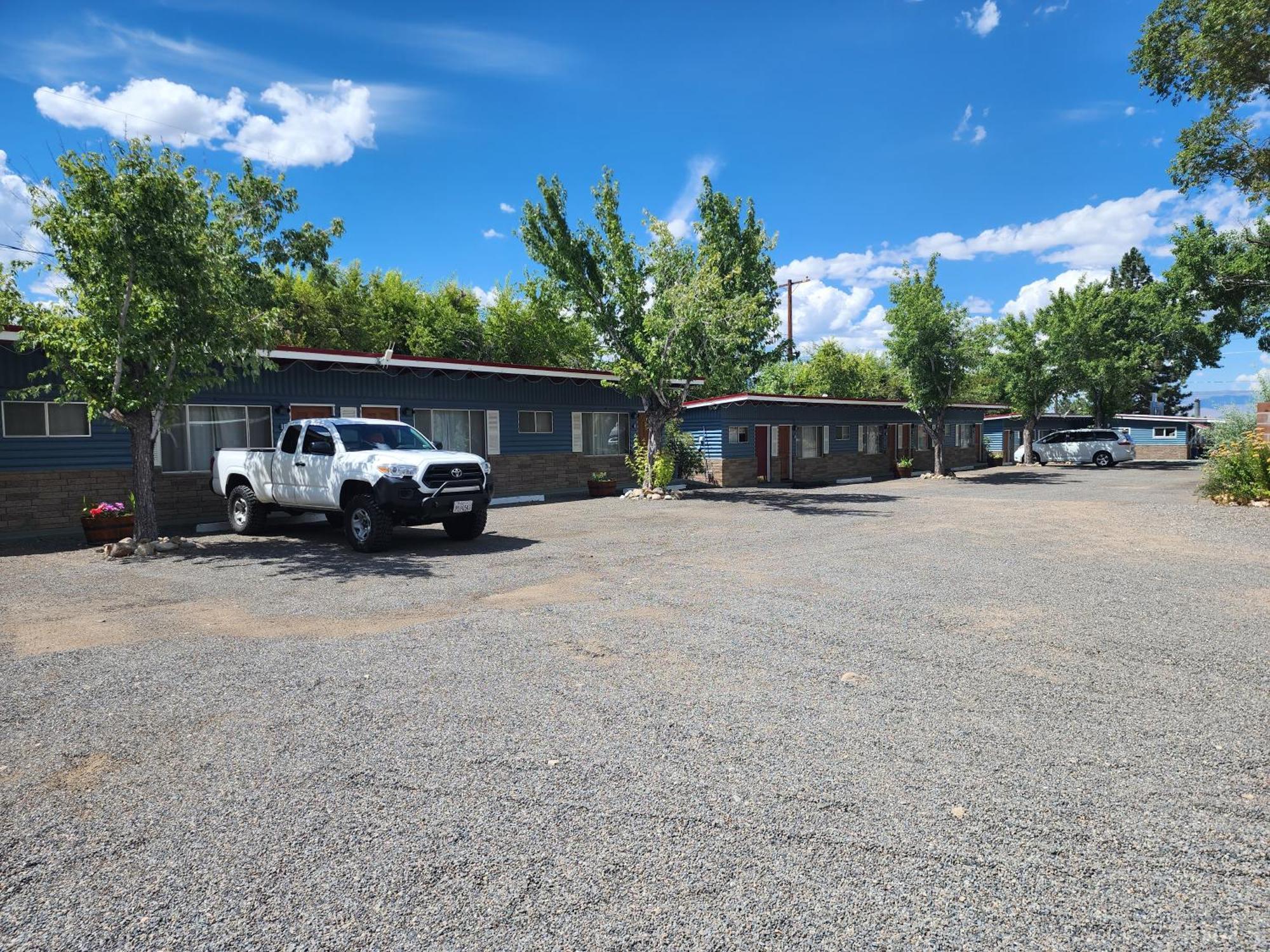 Toiyabe Motel Walker Εξωτερικό φωτογραφία